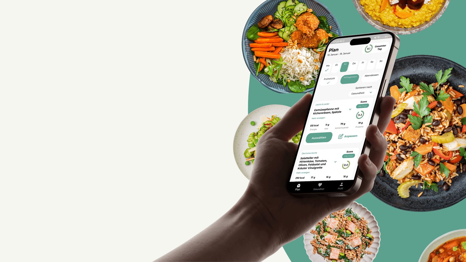 Hand hält ein Smartphone mit dem odacova Food Guide, umgeben von angerichteten Speisen